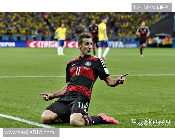 最帅足球球星热巴是谁 他在绿茵场上的传奇与魅力分析 最帅足球球星热巴是谁 他在绿茵场上的传奇与魅力分析