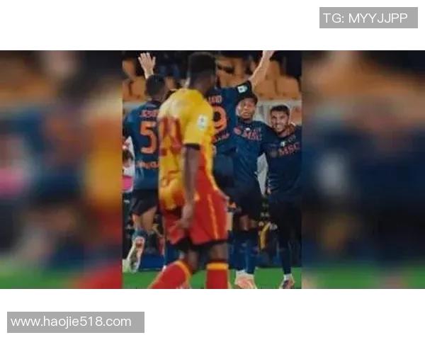 笼式足球球星的拼搏故事与热血竞技场上的非凡魅力展现